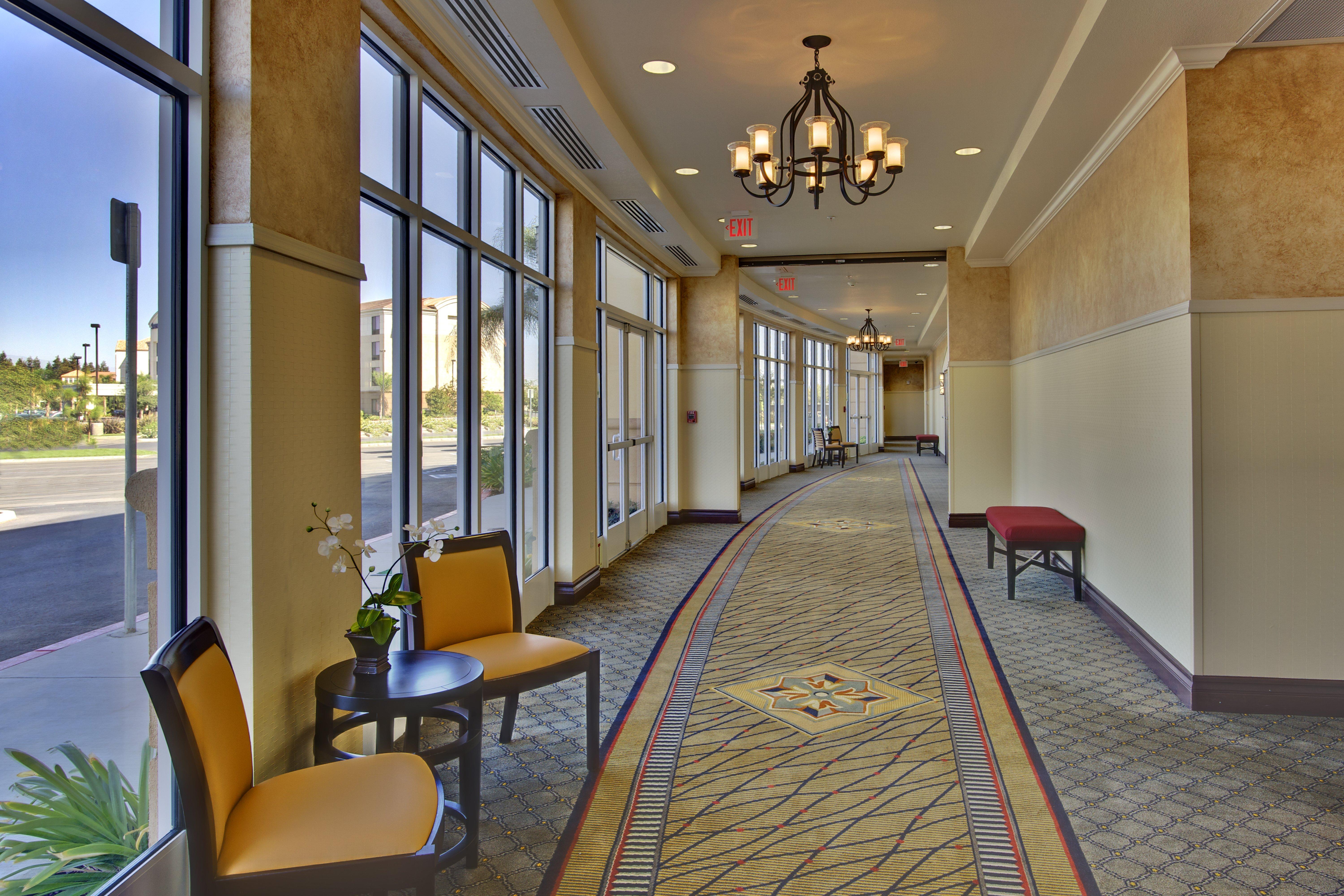 & By Ihg Hotel Bakersfield
