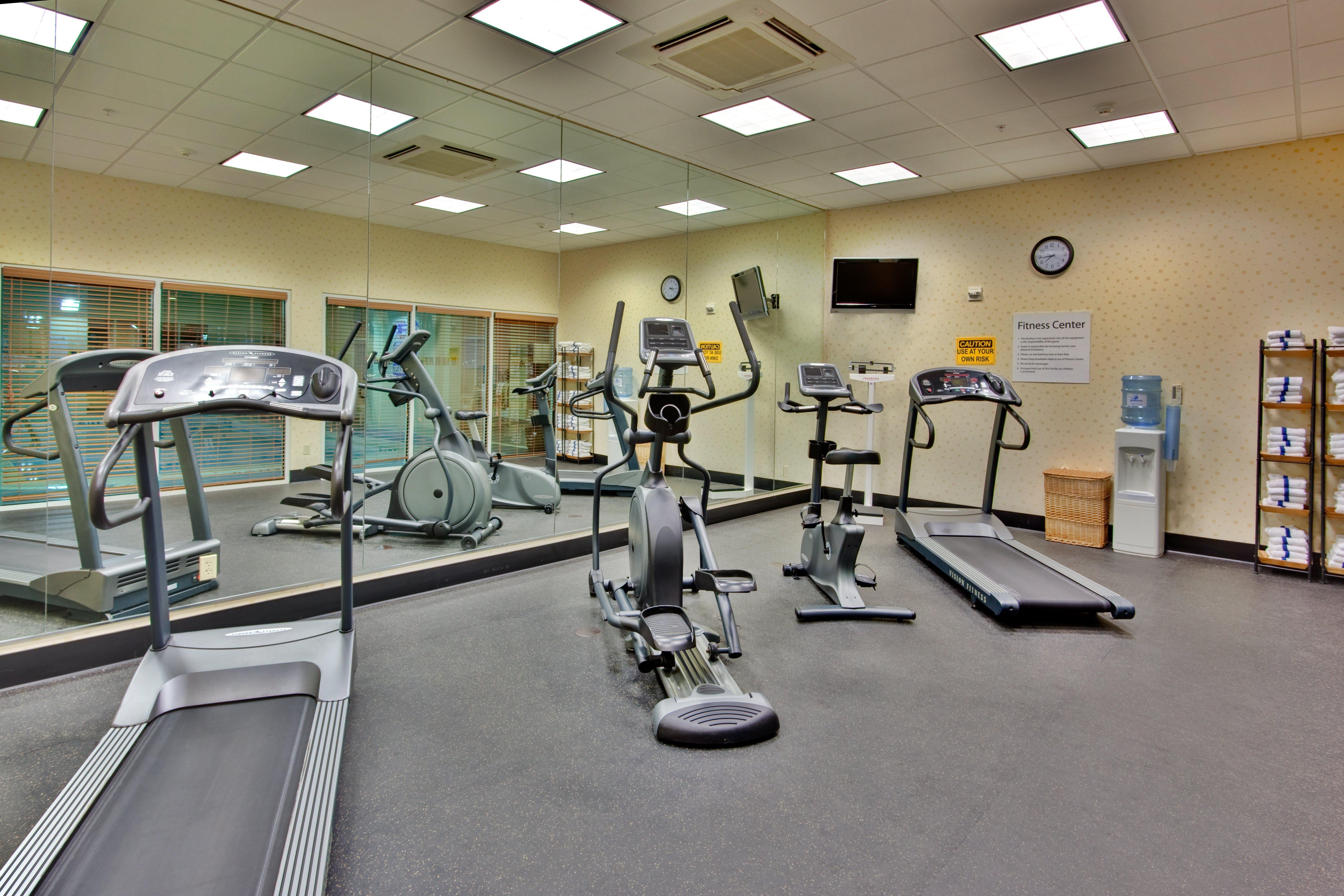 & By Ihg Bakersfield