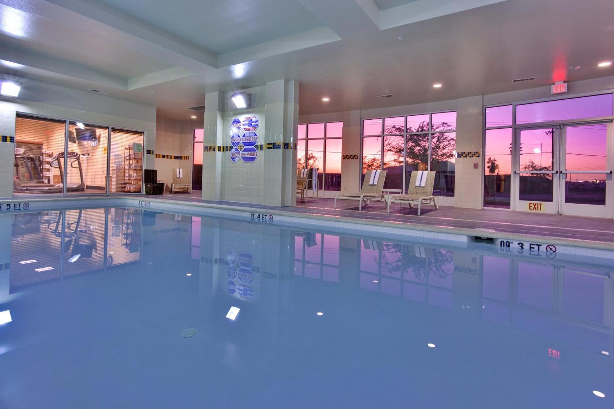 Hotel & By Ihg